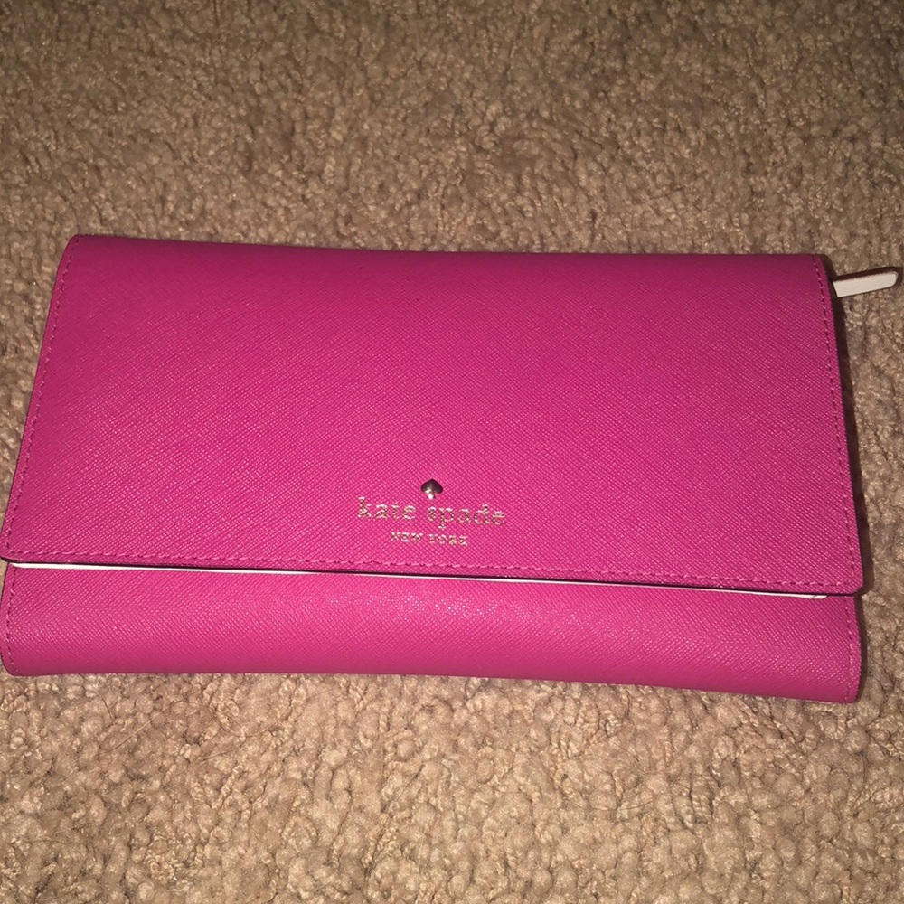 Kate spade trifold wallet